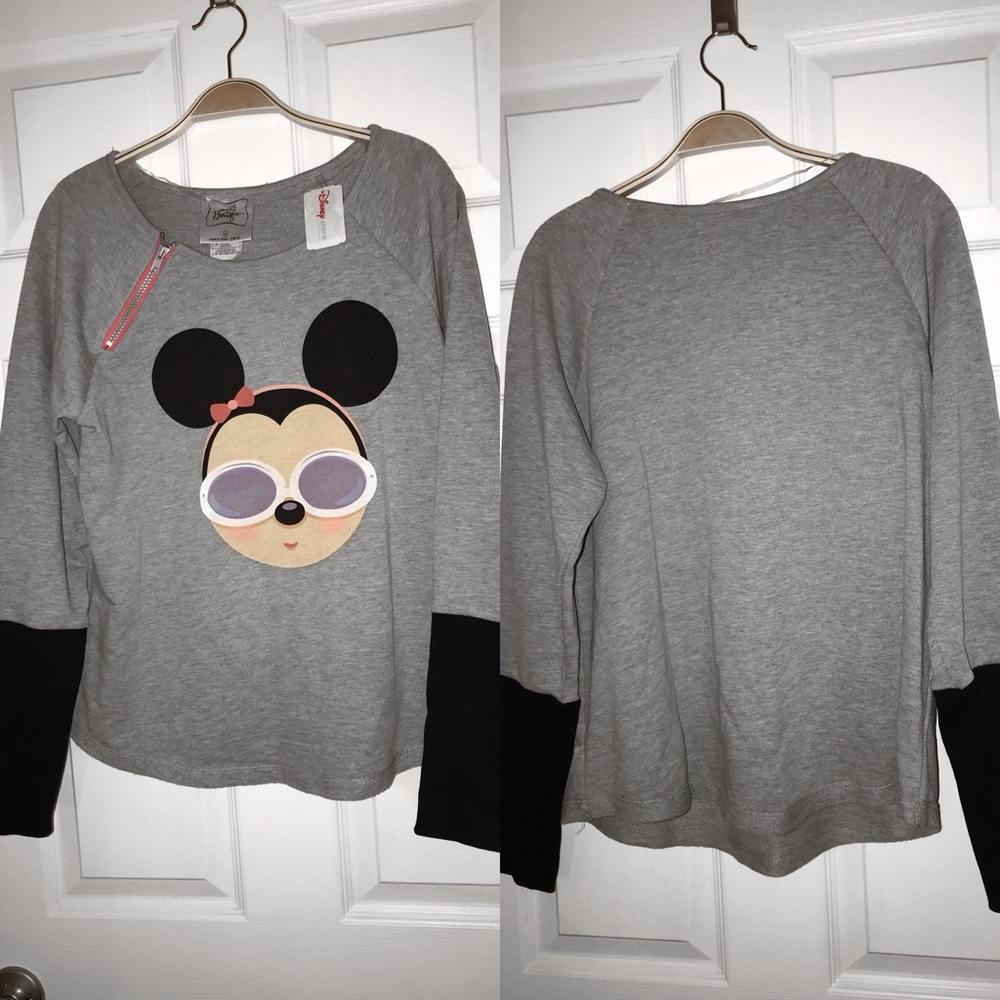 NEW DISNEYS Minnie Mouse sweater